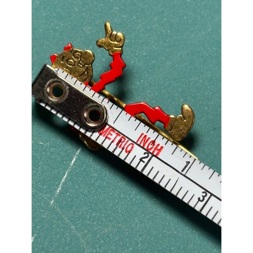 Vintage Reddy Kilowatt Lapel Pin Gold Tone Enamel Electric Mascot 1940s - 50s - Picture 3 of 3